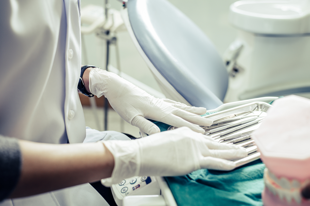 dentists choose equipment on the table 2022 02 05 11 14 50 utc 1